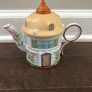 Lenox Teapot - The English Garden